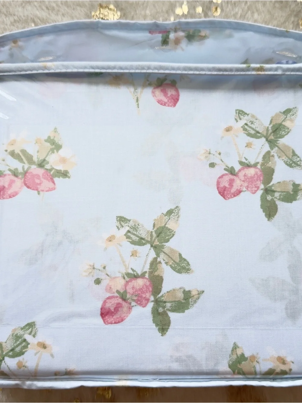 The Farmhouse Floral Cotton Sheet Set - Light Blue with Pink Roses